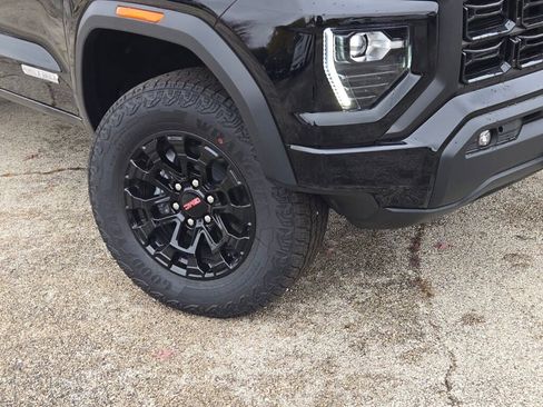 New 2026 GMC Canyon Elevation w/ Convenience Package image 3