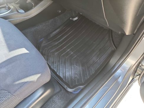 Used 2012 Honda Fit Sport image 34