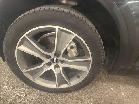 Used 2019 Audi Q5 2.0T Premium Plus w/ Premium Plus Package image 10