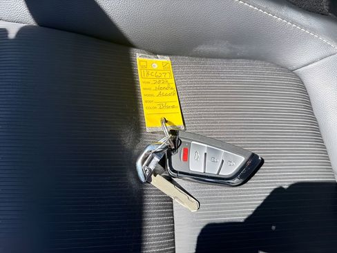 Used 2022 Honda Accord Sport image 28