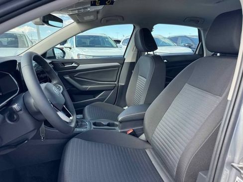 Used 2026 Volkswagen Jetta S FWD image 4