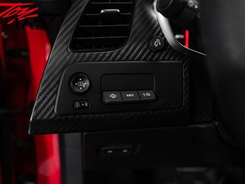 Used 2017 Chevrolet Corvette Z06 RWD image 38