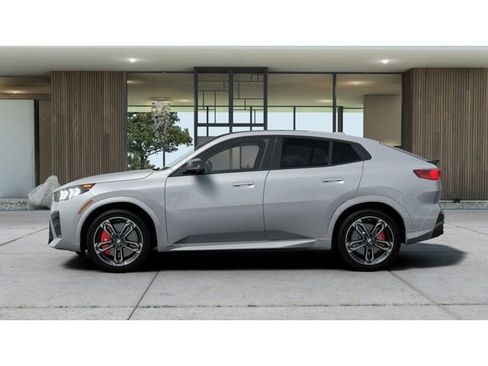 New 2026 BMW X2 xDrive28i w/ Technology Package image 4