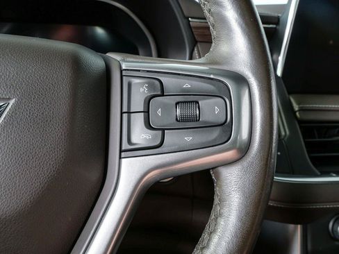 Used 2023 Chevrolet Tahoe Z71 w/ Luxury Package AWD/4WD image 12