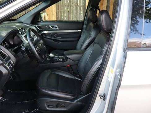 Used 2019 Ford Explorer Sport AWD/4WD image 19