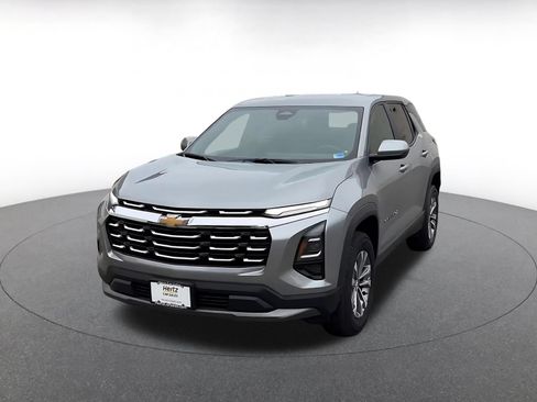 Used 2025 Chevrolet Equinox LT FWD image 5
