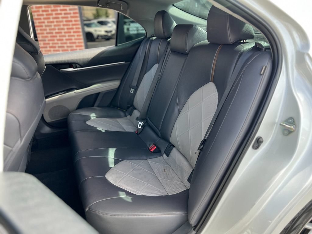 Used 2019 Toyota Camry XLE w/ Driver Assist Package FWD image 27