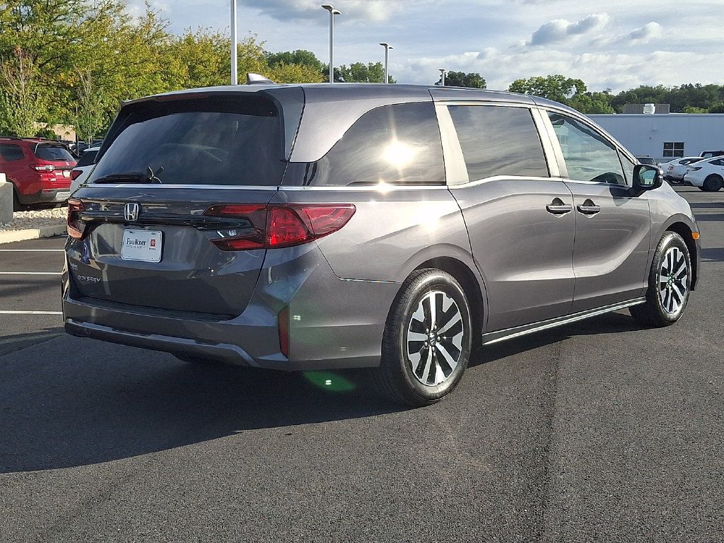 Used 2025 Honda Odyssey EX-L image 6