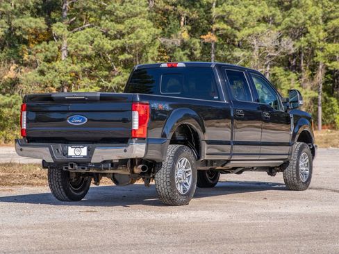 Used 2019 Ford F250 Lariat w/ Lariat Ultimate Package image 6