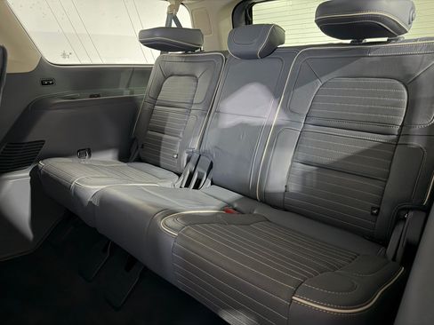 Used 2023 Lincoln Navigator L Black Label AWD/4WD image 50