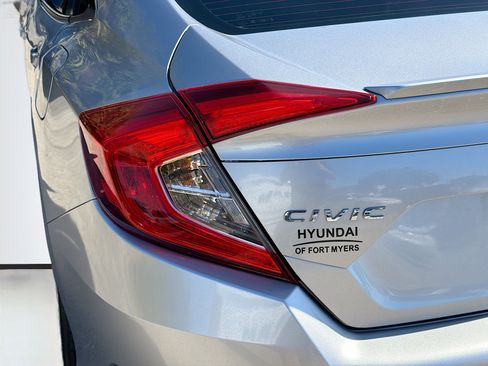 Used 2016 Honda Civic EX-L image 10