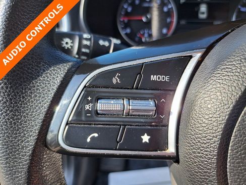 Used 2023 Kia Forte LXS image 13