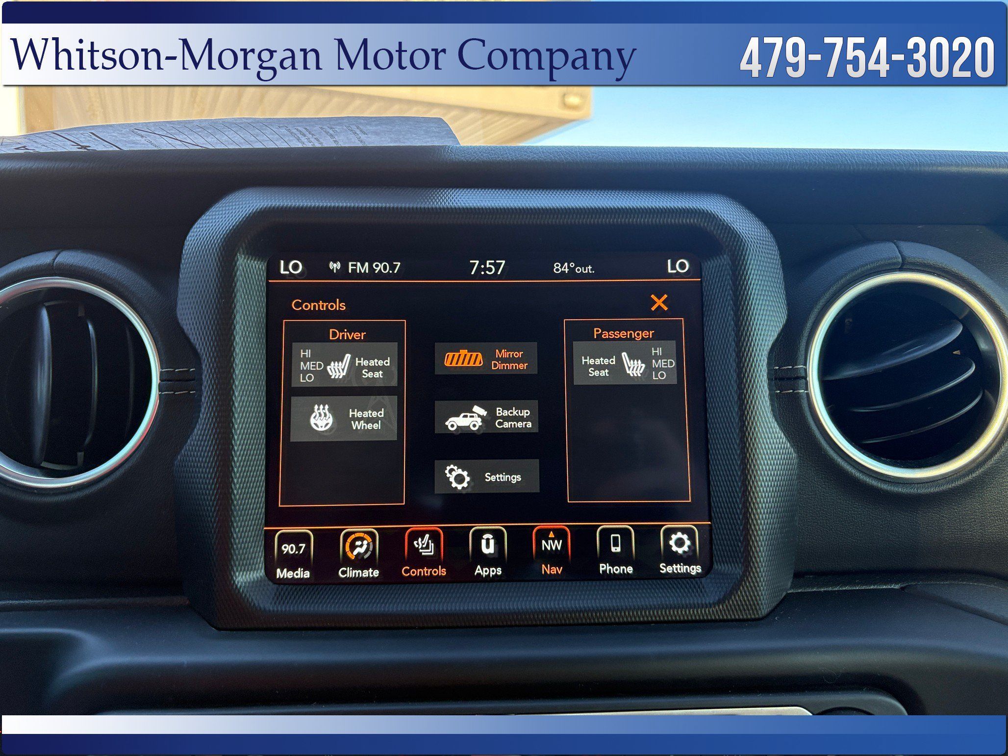 Used 2023 Jeep Wrangler Unlimited Sahara w/ Cold Weather Group AWD/4WD image 24