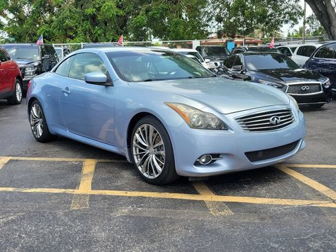 Used 2012 INFINITI G37 Convertible w/ Premium Pkg RWD image 3