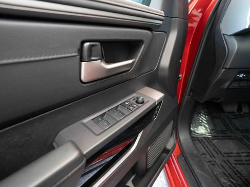 Used 2023 Toyota Tundra Limited AWD/4WD image 7
