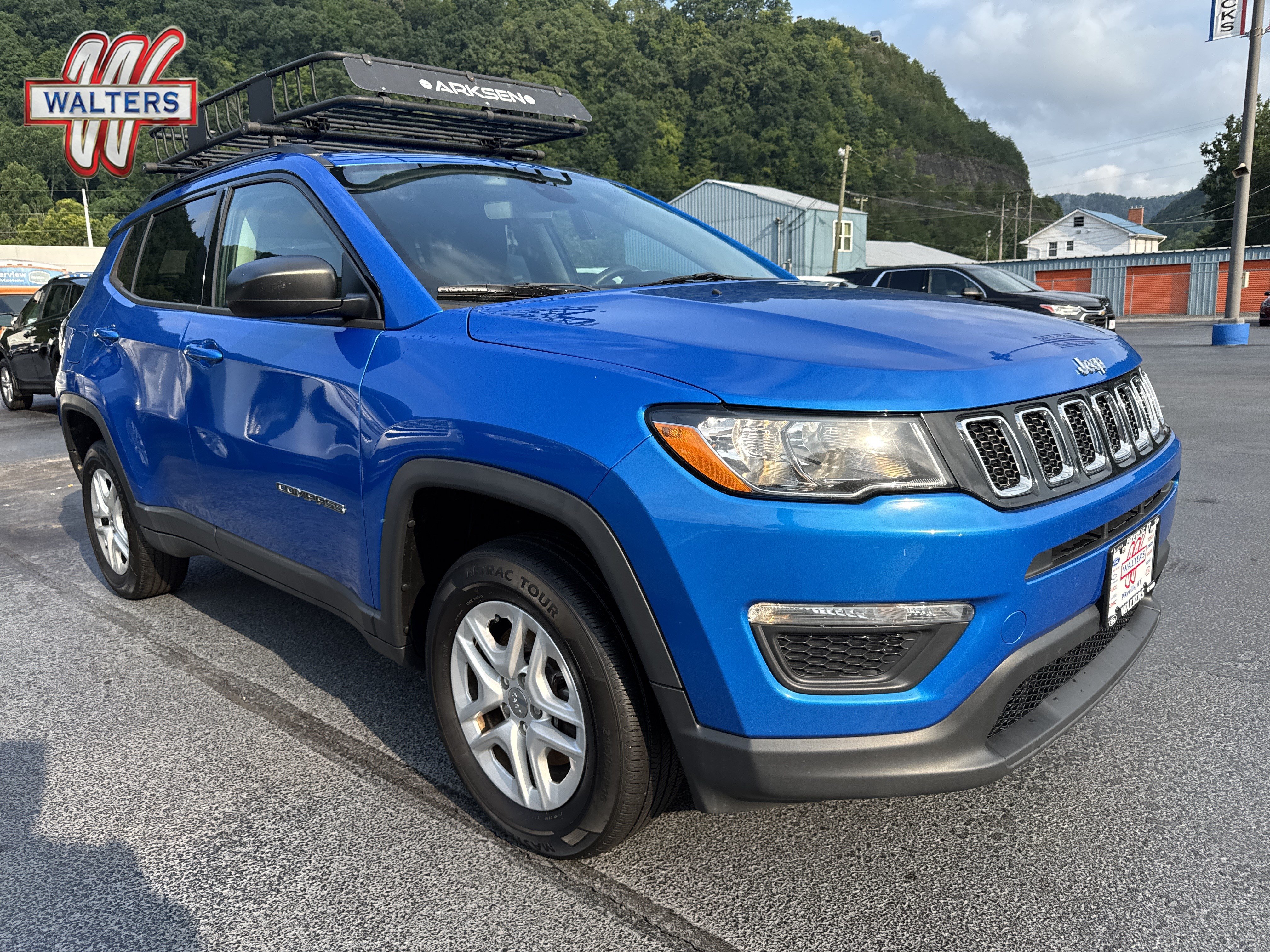 Used 2018 Jeep Compass Sport w/ Tech Group AWD/4WD image 1