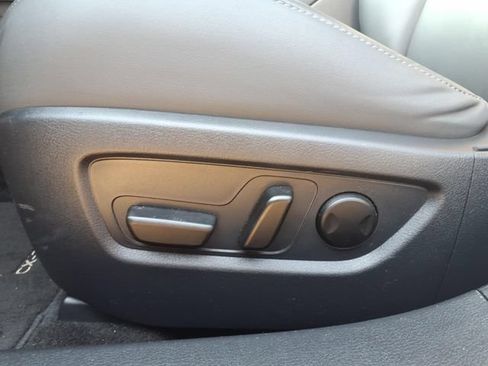 Used 2024 MAZDA CX-30 AWD 2.5 S w/ Preferred Package image 18