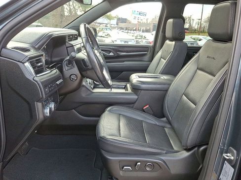 Certified 2021 GMC Yukon XL Denali image 11