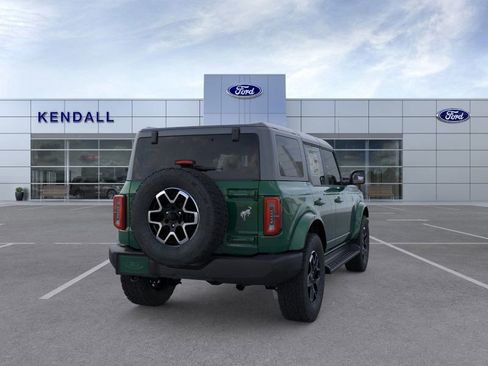 New 2025 Ford Bronco Outer Banks image 8