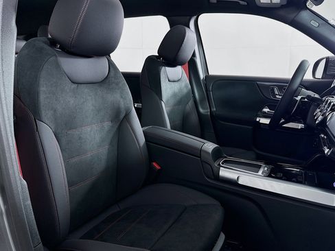 New 2026 Mercedes-Benz GLB 35 AMG 4MATIC image 6