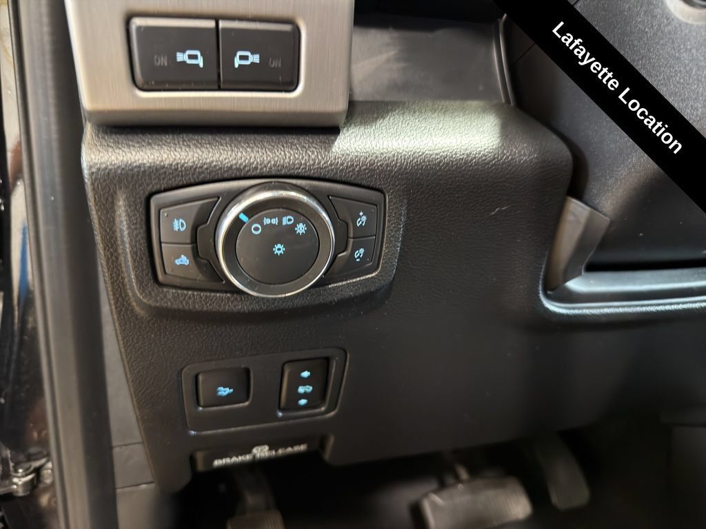 Used 2021 Ford F450 Platinum w/ FX4 Off-Road Package AWD/4WD image 23
