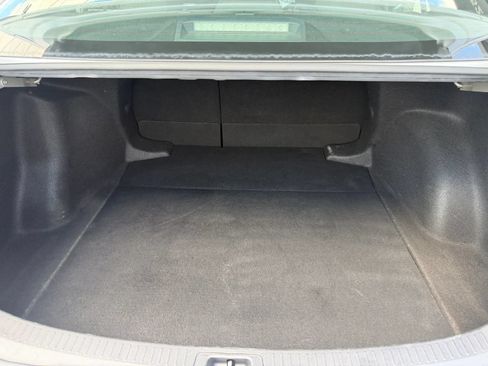 Used 2023 Toyota Corolla SE FWD image 15