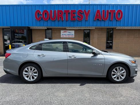 Used 2024 Chevrolet Malibu LT FWD image 8