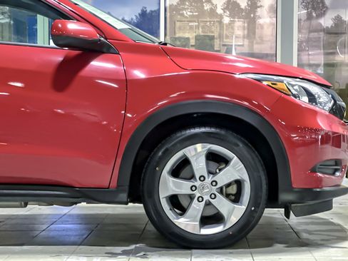 Used 2016 Honda HR-V LX image 33