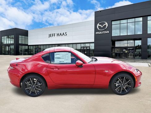 New 2026 MAZDA MX-5 Miata RF Grand Touring image 5