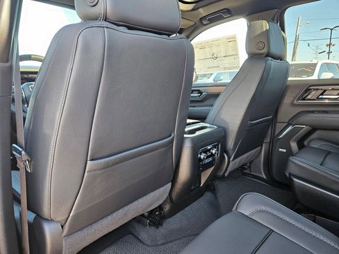 New 2026 GMC Yukon XL Denali w/ Sun & Power Step Package image 27