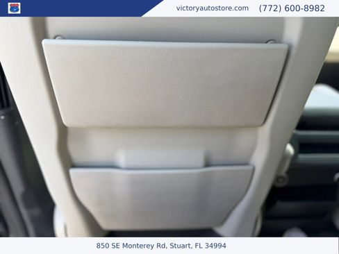 Used 2019 Land Rover Discovery SE AWD/4WD image 39