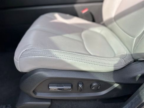 Used 2024 Honda Pilot Touring image 28