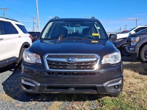 Used 2018 Subaru Forester 2.5i Premium w/ All-Weather Package image 3