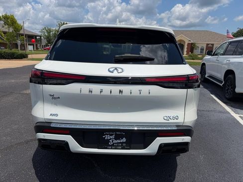 Used 2023 INFINITI QX60 Luxe w/ Cargo Package AWD/4WD image 6