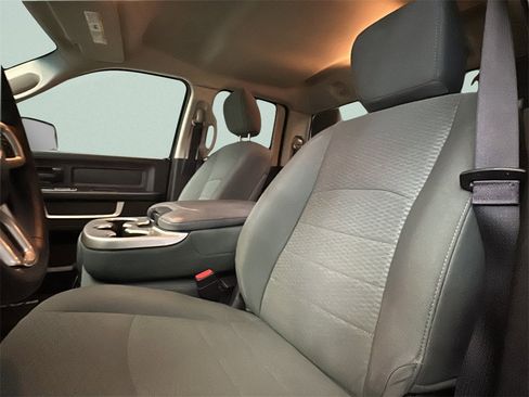 Used 2016 RAM 1500 Express w/ Black Ram 1500 Express Group image 8