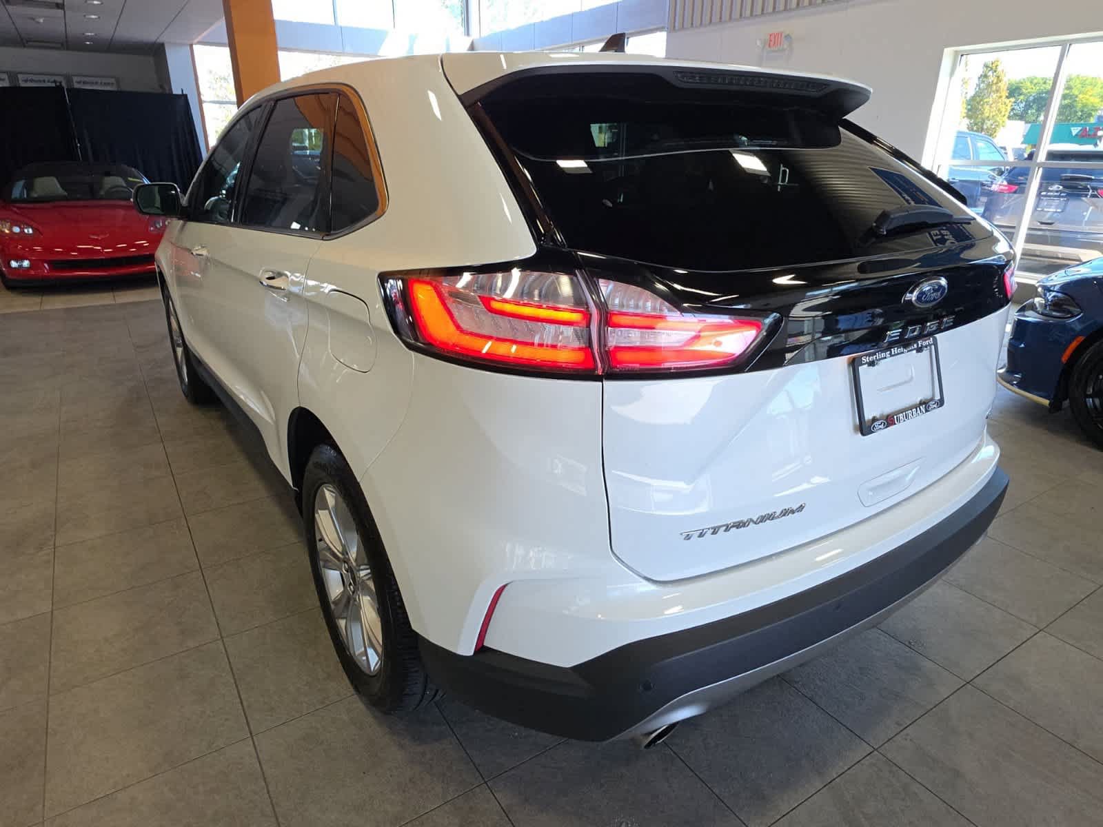 Used 2024 Ford Edge Titanium w/ Equipment Group 301A AWD/4WD image 9