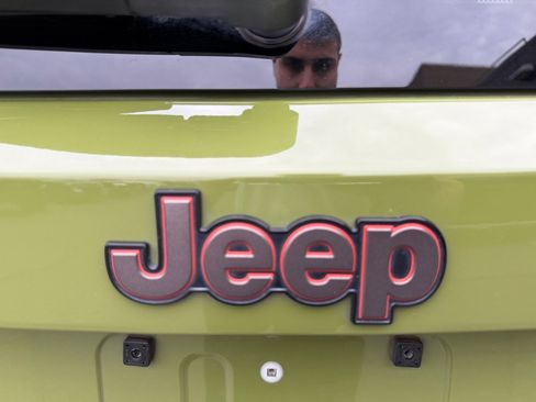 Used 2016 Jeep Renegade 75th Anniversary image 22