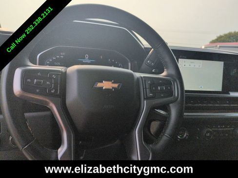 Used 2024 Chevrolet Silverado 1500 LT AWD/4WD image 23
