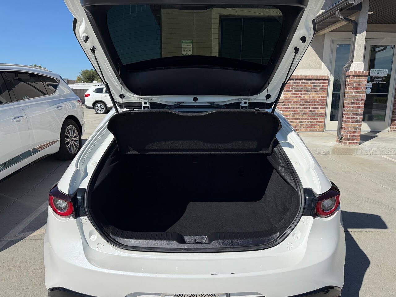 Used 2022 MAZDA MAZDA3 s FWD image 24
