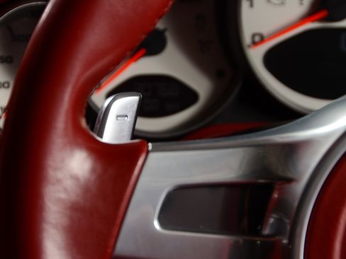 Used 2012 Porsche 911 Carrera 4 GTS image 26