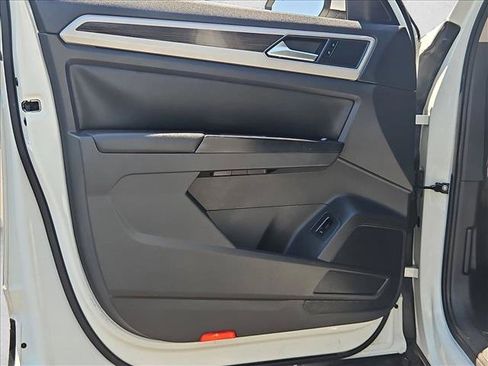 Used 2019 Volkswagen Atlas SEL FWD image 11