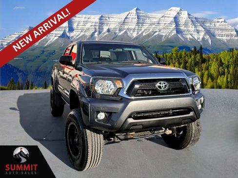 Used 2015 Toyota Tacoma 4x4 Double Cab image 1