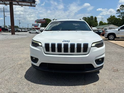 Used 2020 Jeep Cherokee Latitude Plus FWD image 8