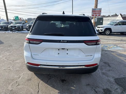 Certified 2022 Jeep Grand Cherokee Limited image 19