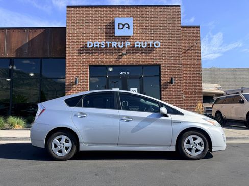 Used 2010 Toyota Prius Four FWD image 9