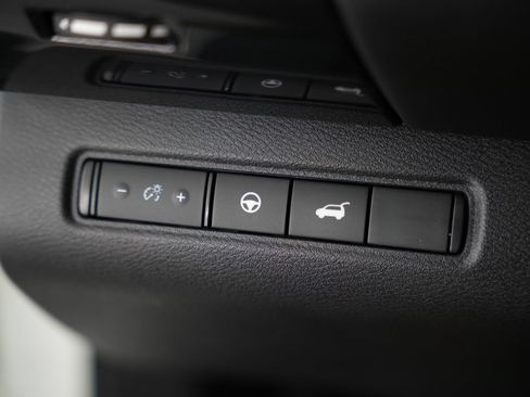 Used 2022 Nissan Pathfinder SV w/ SV Premium Package AWD/4WD image 47