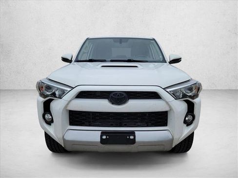 Used 2019 Toyota 4Runner TRD Off-Road Premium AWD/4WD image 2