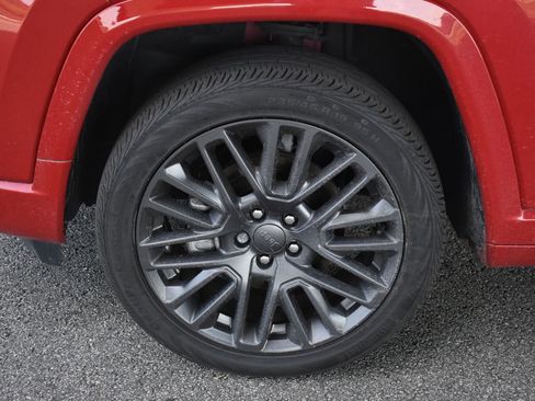 Used 2022 Jeep Compass Limited image 10