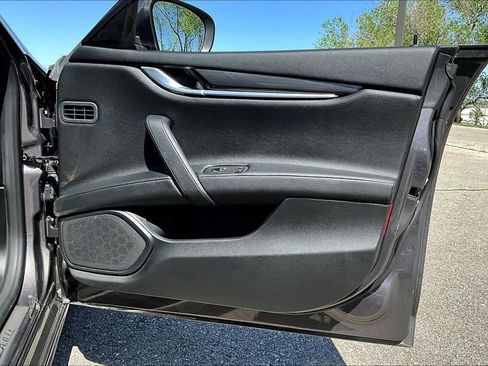 Used 2022 Maserati Ghibli GT image 26