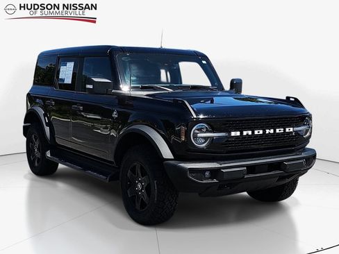 Used 2025 Ford Bronco Outer Banks AWD/4WD image 1